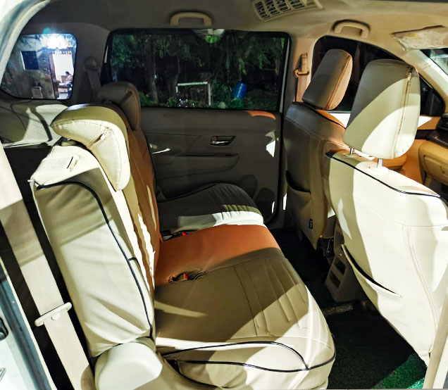 Kuldaivat Tours and Travels vehicle photo 2